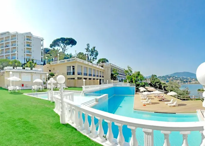 Resort The Royal Grand 3*