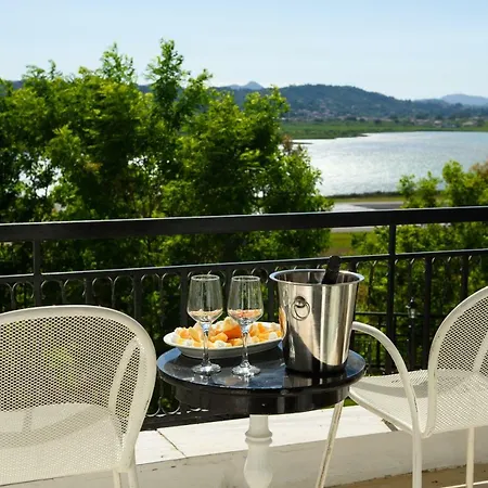 The Royal Grand Semesteranläggning (resort) Kanoni (Corfu)