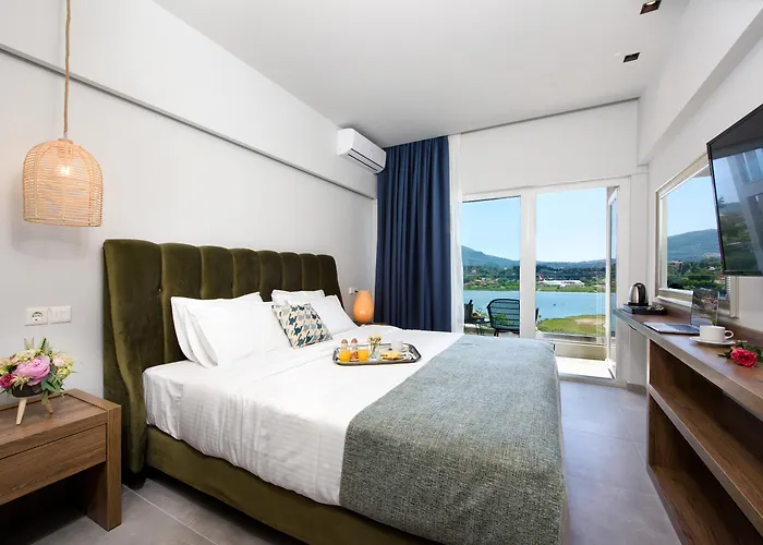 The Royal Grand 3* Kanoni (Corfu)