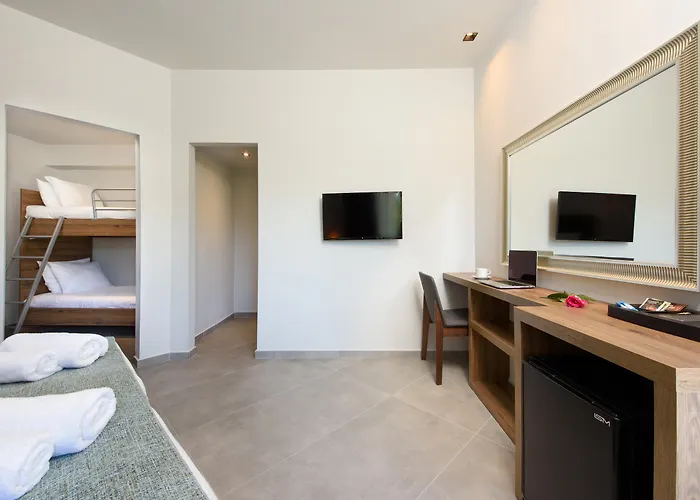 The Royal Grand Resort 3*