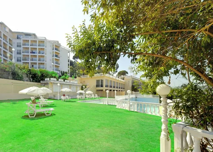 Resort The Royal Grand