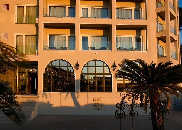The Royal Grand Rezort Kanoni (Corfu)